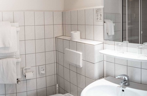 Holthausen Hotel | Hotel Elbroich Düsseldorf
