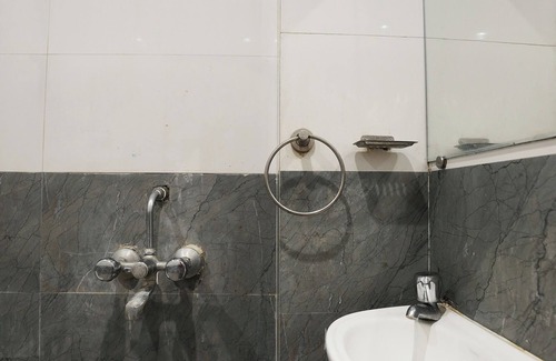 Goregaon East Hotel | Hotel Elegance