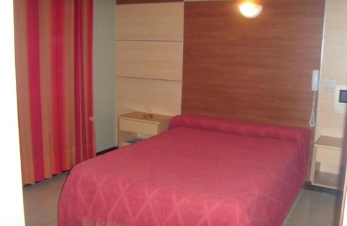 Rosario Hotel | Hotel Embajador