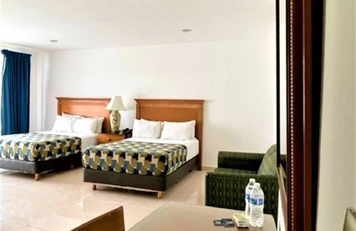 Centro Hotel | Hotel Embajadores