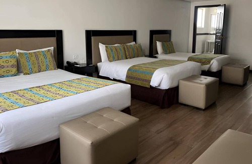 La Mariscal Hotel | Hotel Embassy