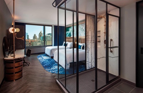 Streeterville Hotel | Hotel EMC2, Autograph Collection