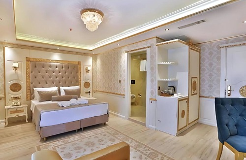 Avcilar Hotel | Hotel Emirhan Palace