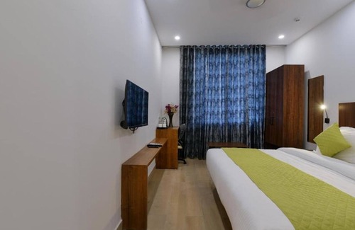 Vasundhara Hotel | Hotel Emporio