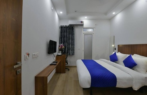 Vasundhara Hotel | Hotel Emporio