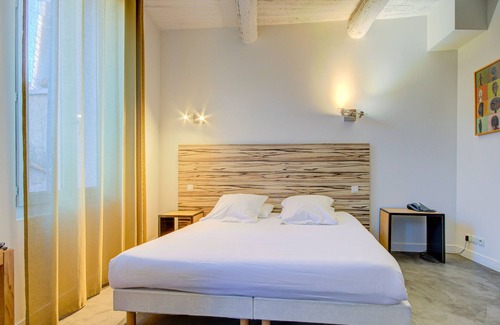 Couronne Urbaine Hotel | Hotel en Ville