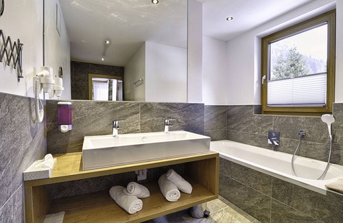 See Hotel | Hotel Enzian