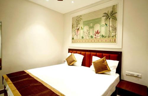 Varanasi Hotel | Hotel Eraya