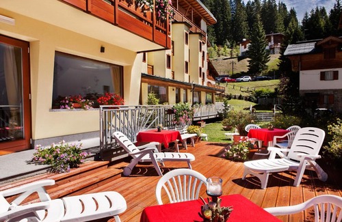 Madonna di Campiglio Hotel | Hotel Erika