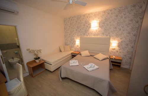Fogliano Marina Hotel | Hotel Ermeti B&B and Brunch