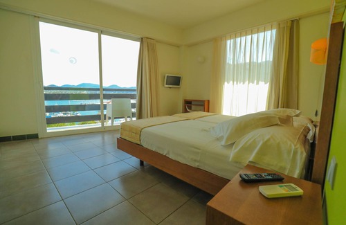 West End Hotel | Hotel Es Mitjorn