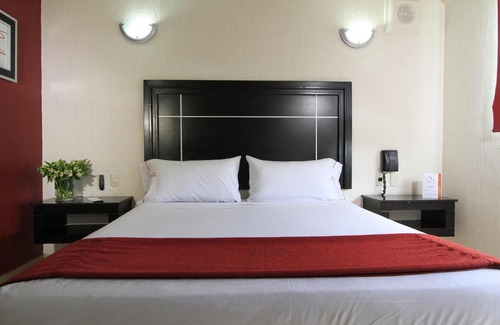 Downtown Guadalajara Hotel | Hotel Estadio