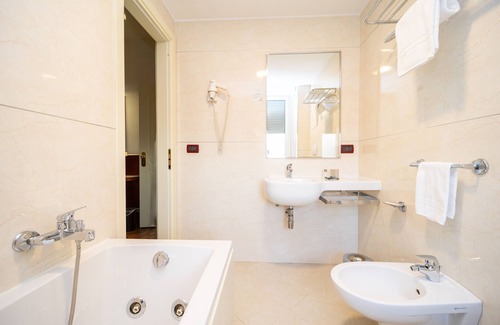 Roges Hotel | Hotel Europa