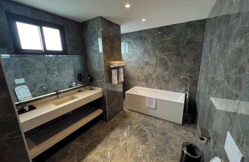 Kinshasa Hotel | HOTEL EVEREST RDC