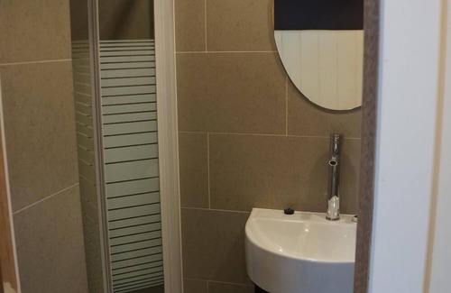 Evere Hotel | Hotel Evergreen