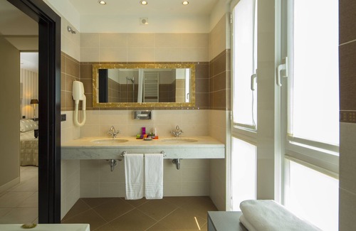 Marina di Massa Hotel | Hotel Excelsior
