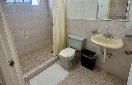 Downtown Cancun Hotel | HOTEL FARALLON INN