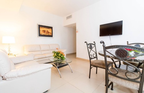 Calidonia Hotel | Hotel Faranda Express Soloy & Casino