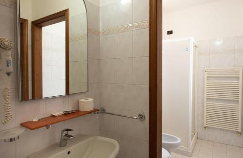 San Donato-San Vitale Hotel | Hotel Fattori