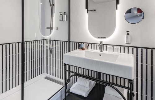 Quartier du Faubourg-Montmartre Hotel | Hotel Faubourg Galant Paris - Handwritten Collection