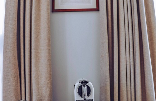 Milford House | Hotel Fauchere: Historic Setting, Modern Comforts - Steps from Local Attractions