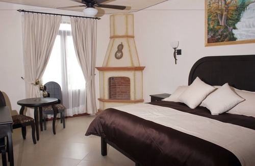 Bernal Hotel | Hotel Feregrino