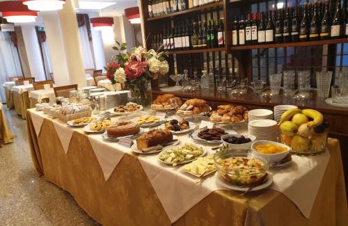 Salsomaggiore Terme Hotel | Hotel Ferrari