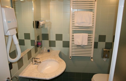 Fiorenzuola d'Arda Hotel | Hotel Fiore