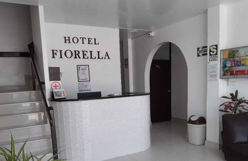 Pisco Hotel | HOTEL FIORELLA PARACAS