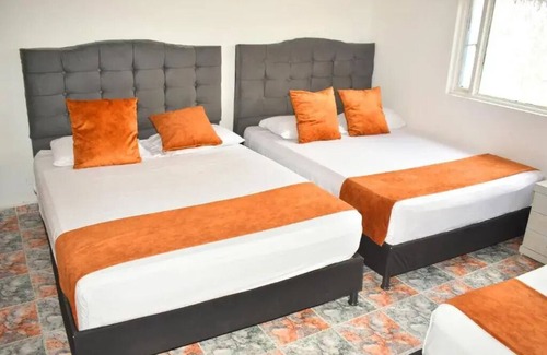 Suba Bed & Breakfast | Hotel Flamante Bulevar - Triple room with private bathroom