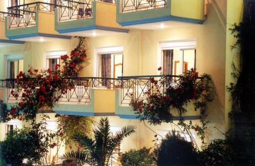 Pefkochori Apartment | Hotel Flesvos