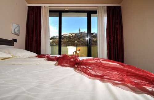 Buzet Hotel | Hotel Fontana