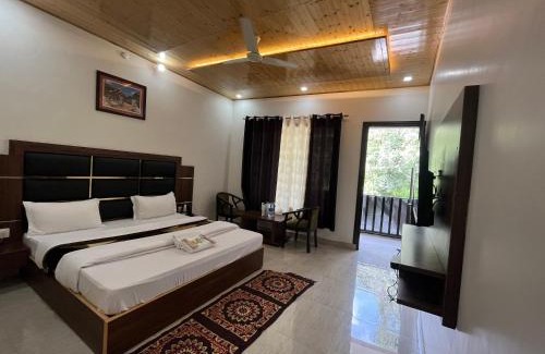 Banikhet Hotel | Hotel Forest View Dalhousie, Banikhet