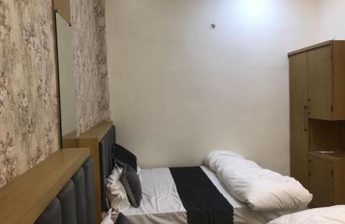 Varanasi Hotel | HOTEL FRIENDs
