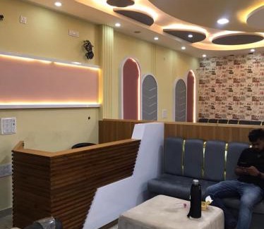 Varanasi Hotel | HOTEL FRIENDs