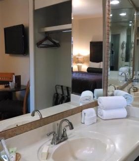 Tijuana Hotel | Hotel Frontiere Tijuana