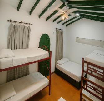 El Rodadero House | Hotel Galería Casa Paula Acosta