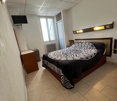 1st Arrondissement Hotel | Hotel Gambetta
