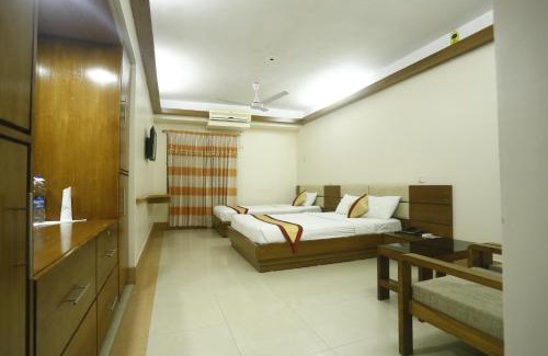 Sylhet Hotel | Hotel Garden in