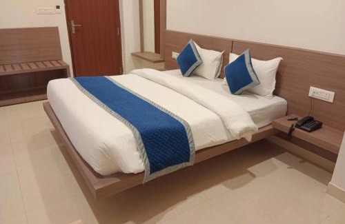 Mansarovar Hotel | Hotel Garden View - Mansarovar