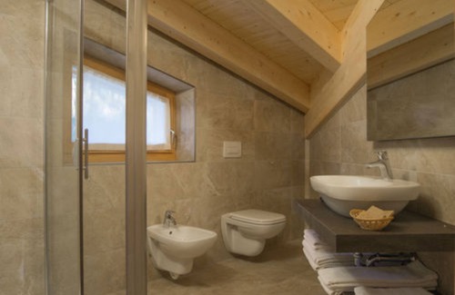 Madonna di Campiglio Hotel | Hotel Garnì Caminetto