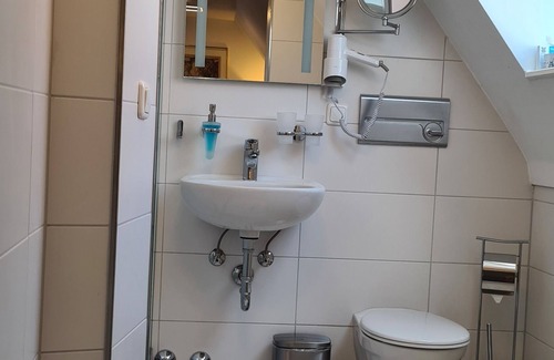 Altstadt Hotel | Hotel Garni Am Ellinger Tor