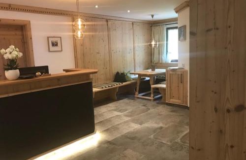 Sankt Anton am Arlberg Hotel | Hotel Garni Senn