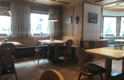 Sankt Anton am Arlberg Hotel | Hotel Garni Senn