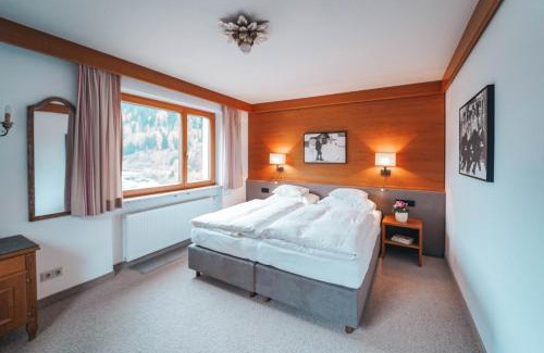 Sankt Anton am Arlberg House | Hotel Garni Almjur