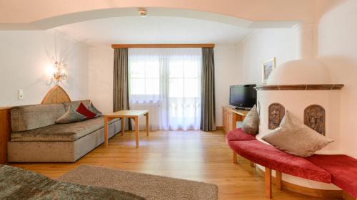 Ischgl Hotel | Hotel Garni Castel B&B