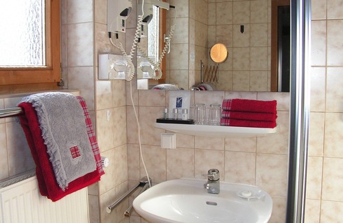 Muhlwinkl Hotel | Hotel Garni Haus Alpine