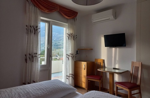 Merano Bed & Breakfast | Hotel Garni Lux