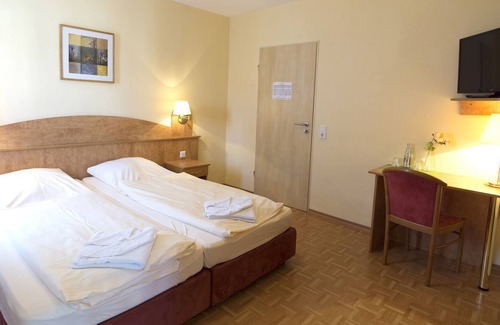 Guenzburg Hotel | Hotel Gasthof Rose