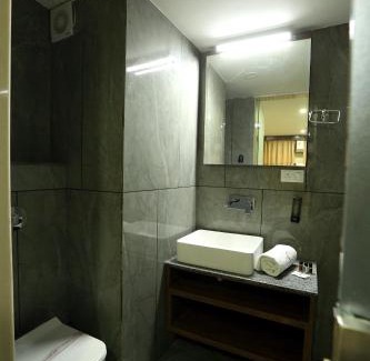 Amritsar Hotel | Hotel GC Grand Inn By J R GROUP OF HOTELS